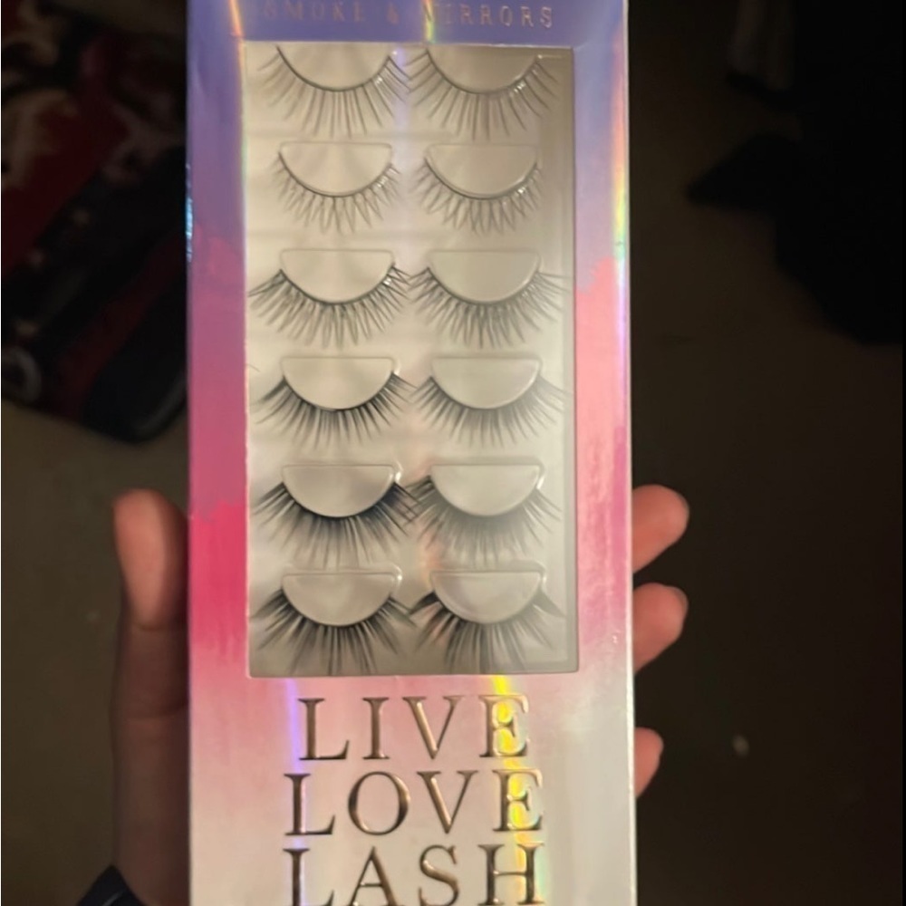 SMOKE and mirrors lashes